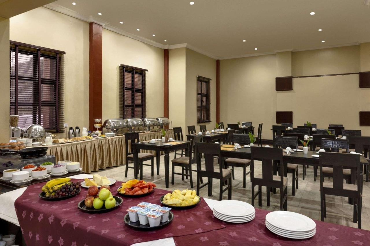 Hawthorn Suites By Wyndham Abuja Buitenkant foto