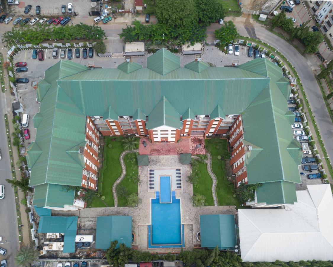 Hawthorn Suites By Wyndham Abuja Buitenkant foto