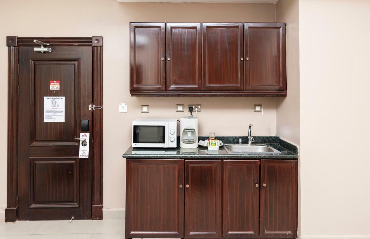 Hawthorn Suites By Wyndham Abuja Buitenkant foto